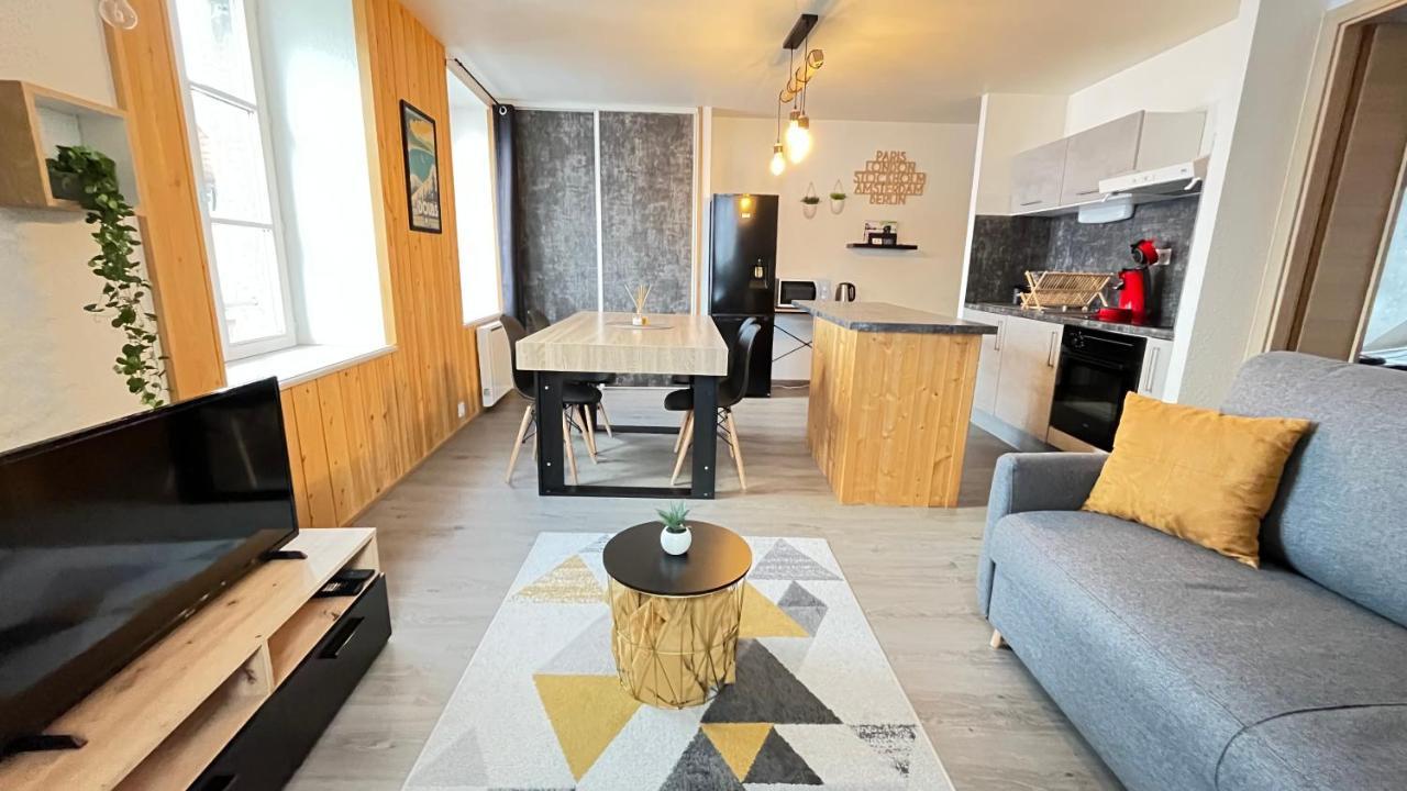 Le Coeur De Pontarlier Apartment Exterior photo
